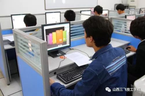 嵐縣初高中畢業生福音 計算機技術開發專業，畢業即就業，入學即簽合同